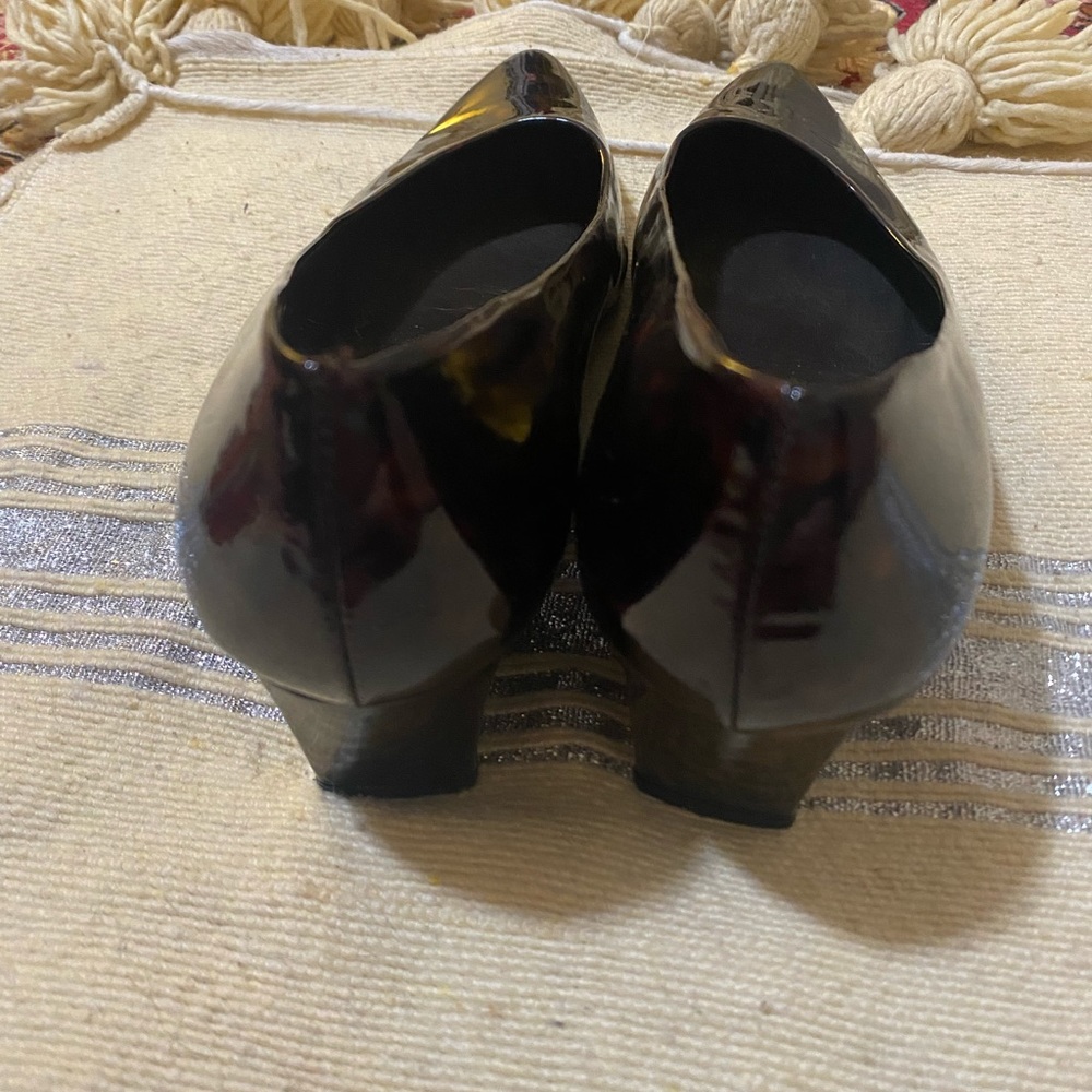 Stuart Weitzman Tortoise Shell Wedges - image 4